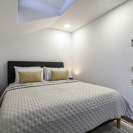 Sleek Residence Flat With Great Location In Sisli Isztambul Kültér fotó